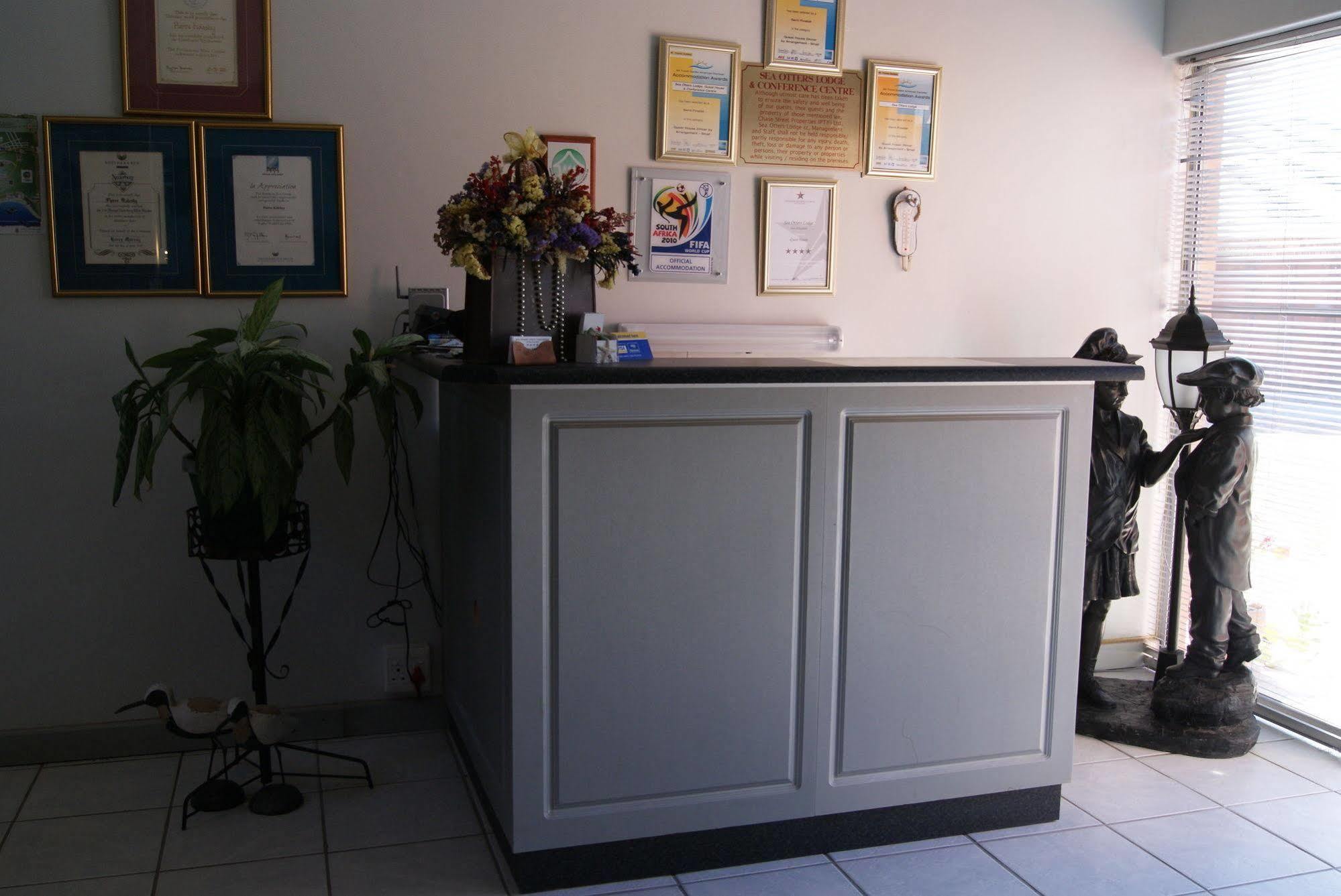 Sea Otters Lodge Kini Bay Екстер'єр фото