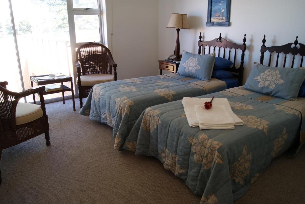 Sea Otters Lodge Kini Bay Екстер'єр фото